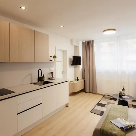 Komarnicka Retreat Apartment *